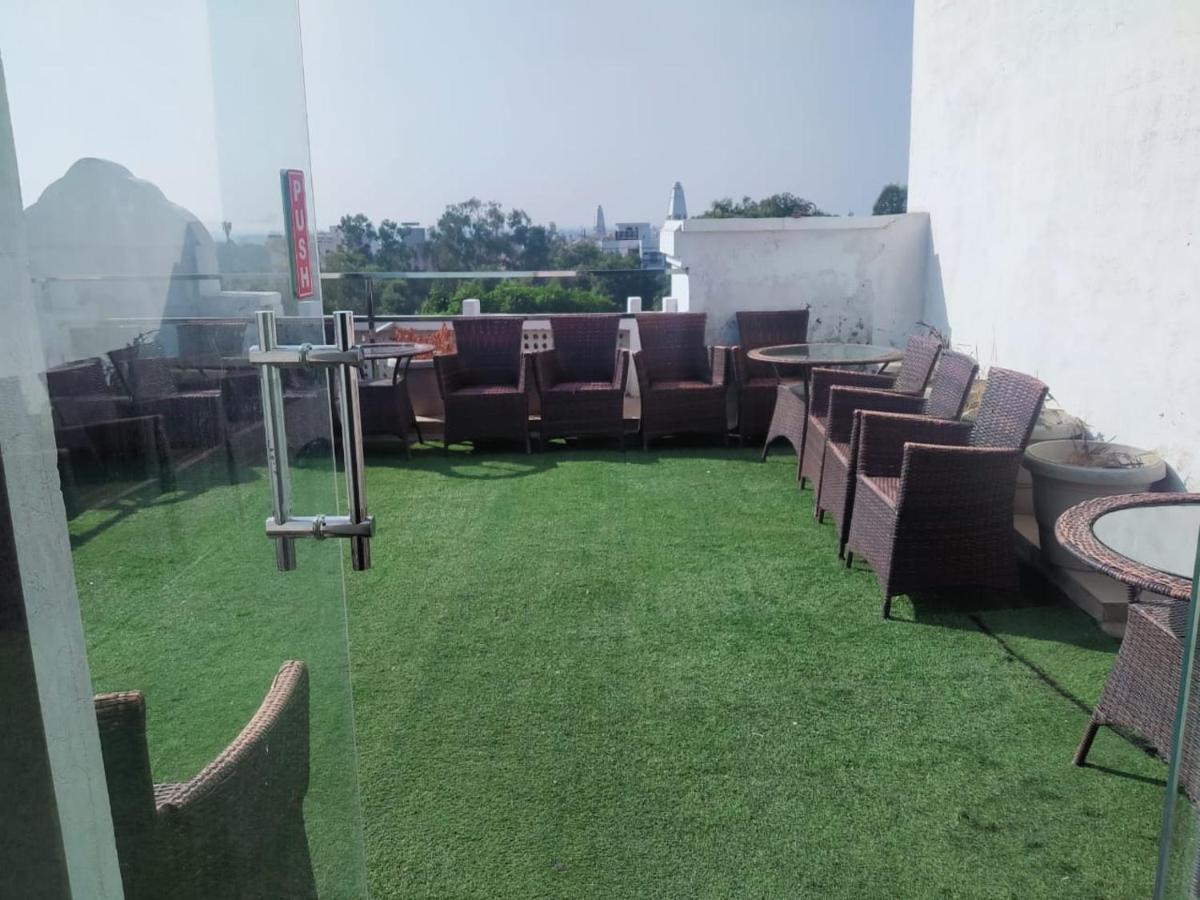 Hotel Le Roi Jammu - Near Jammu Railway Station Zewnętrze zdjęcie